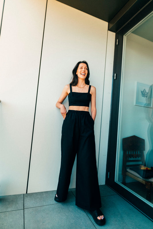 The Suri: Wide leg trousers - Black