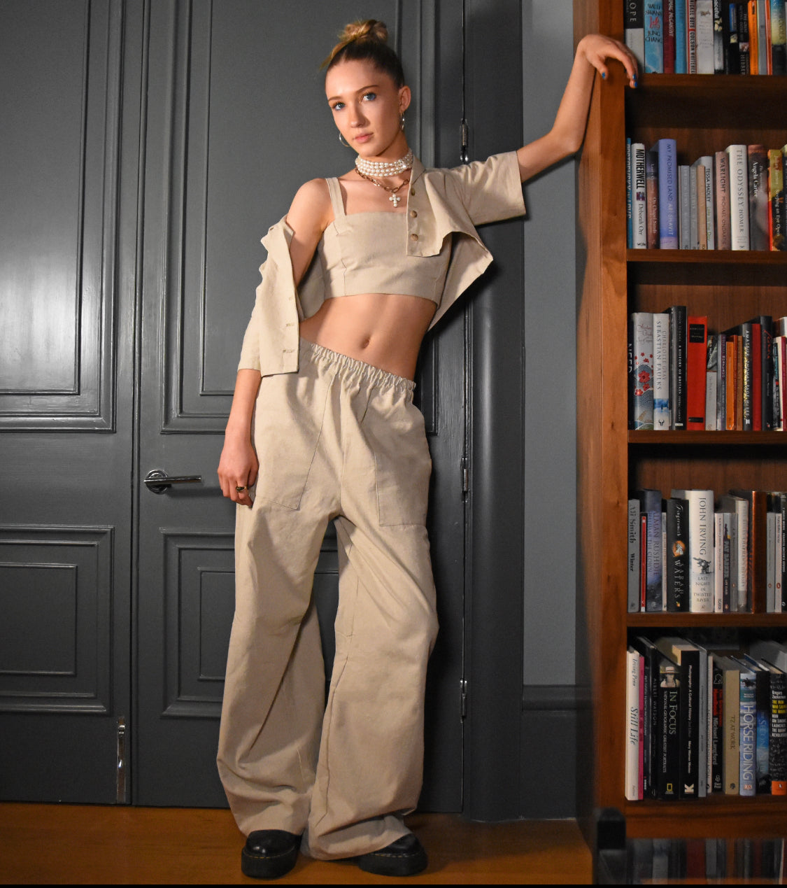 The Suri: Wide leg trousers - Stone